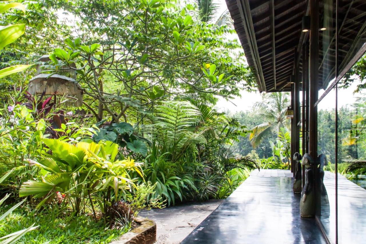 Villa Mahadevi Jungle Retreat Joglo 1 乌布 外观 照片