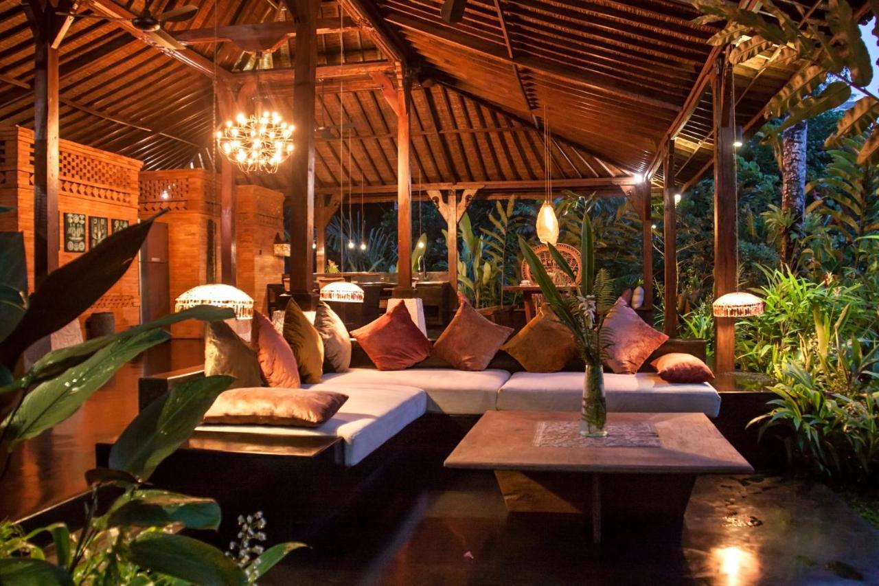 Villa Mahadevi Jungle Retreat Joglo 1 乌布 外观 照片