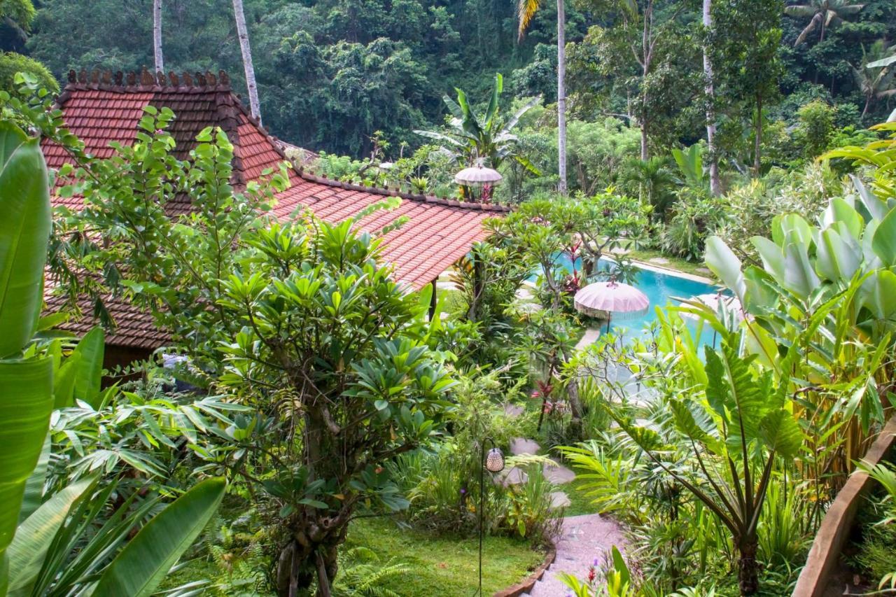 Villa Mahadevi Jungle Retreat Joglo 1 乌布 外观 照片